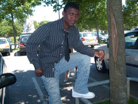 EN PERSONNE